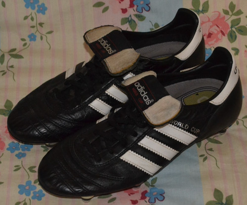 Vintage 2009 adidas - world, cup