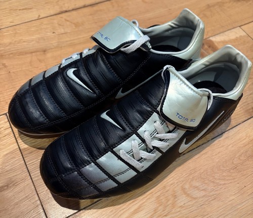 Nike total sg - total,